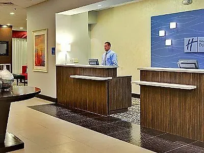 Holiday Inn Express Los Angeles Lax Airport By Ihg 3*,